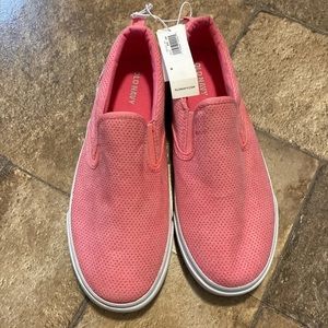 Nwt girls pink slip on sneakers